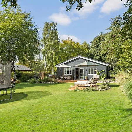 3 Bedroom Lovely In Casa de Férias *